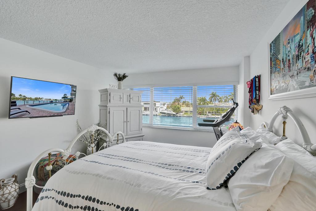 WATERS EDGE CONDO - Residential