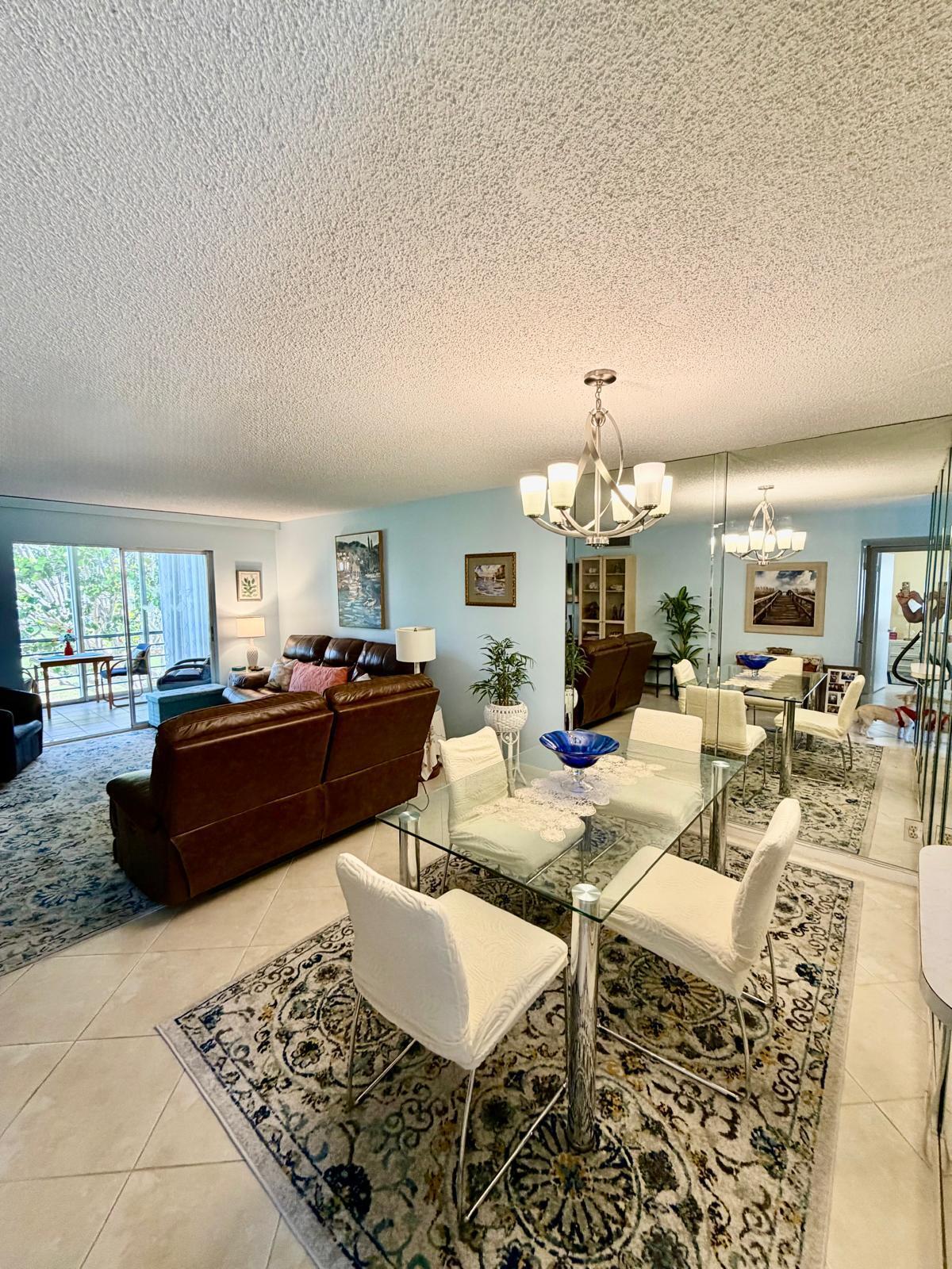 300 NE 26TH Avenue 2010