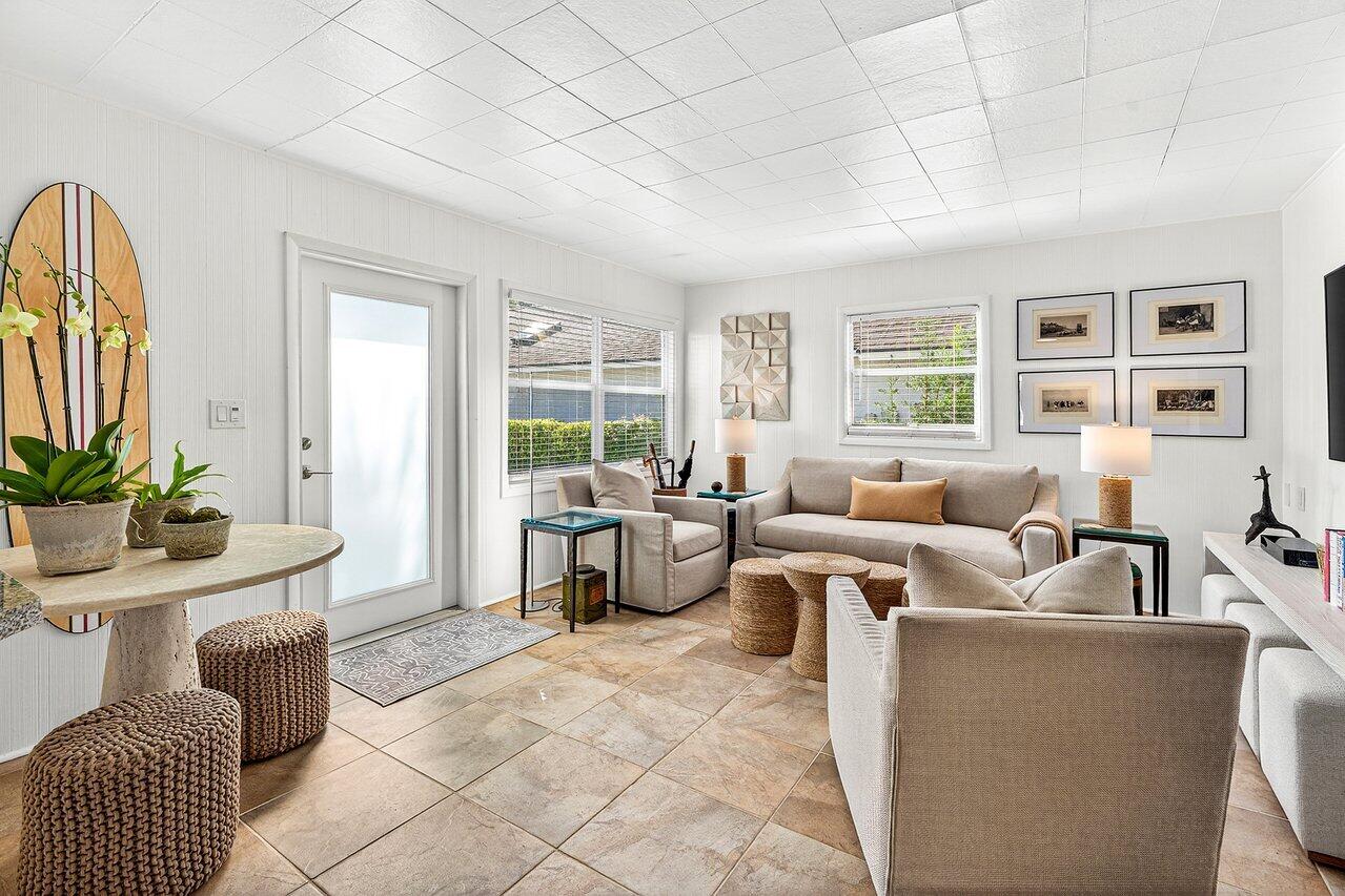 SOUTHLAND PARK - Residential Lease