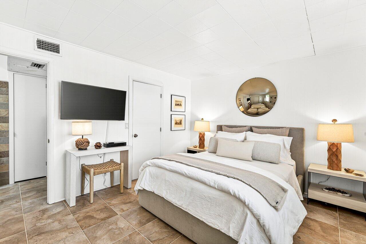 SOUTHLAND PARK - Residential Lease