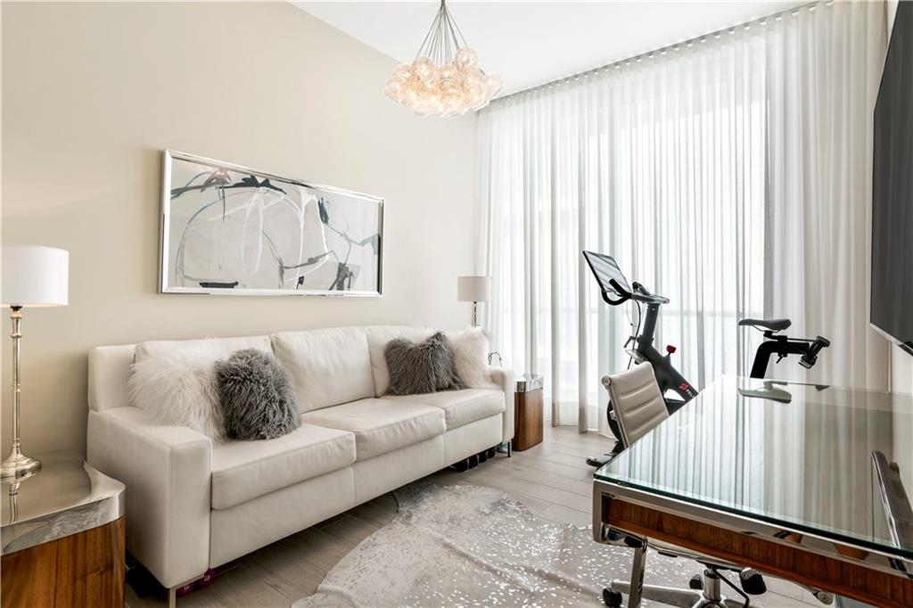 AquaMar Las Olas - Residential