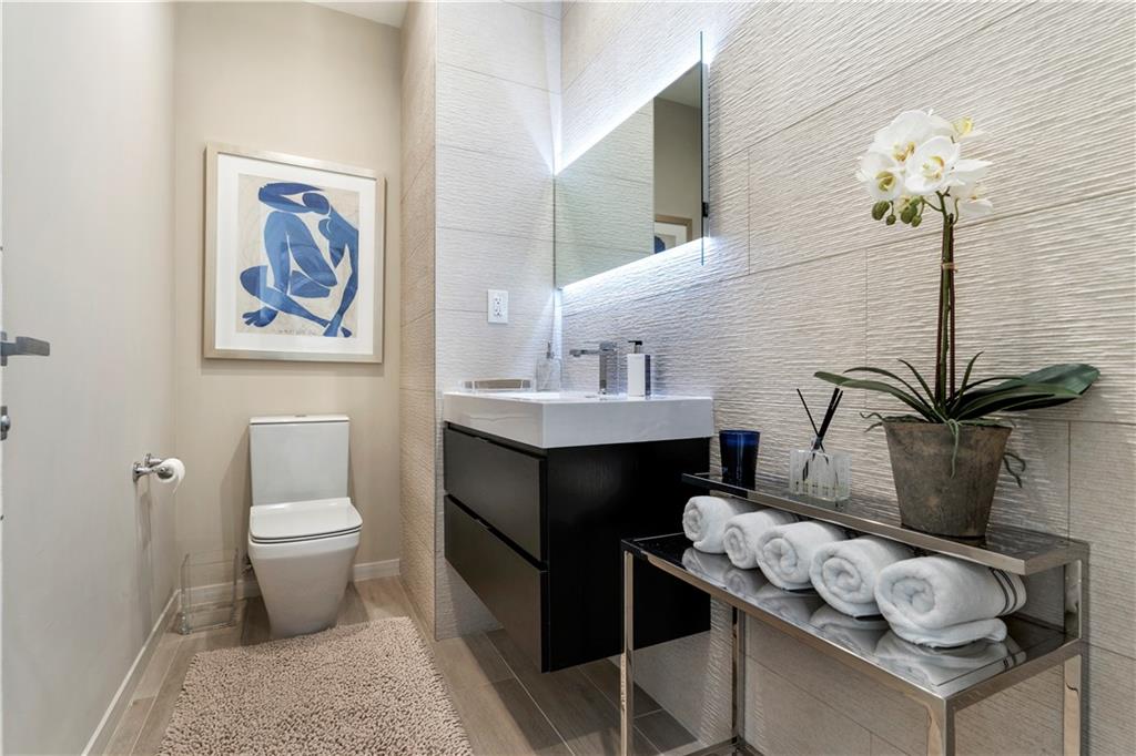 AquaMar Las Olas - Residential