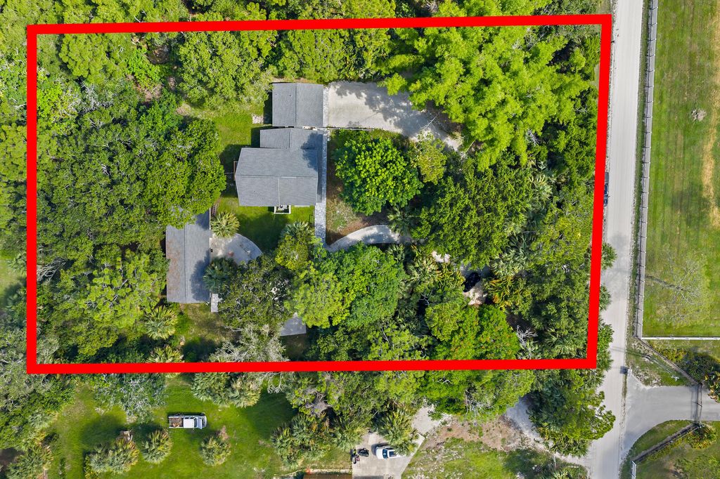 Photo of 16655 105th Drive N, Jupiter, FL 33478 (MLS # R11122636)