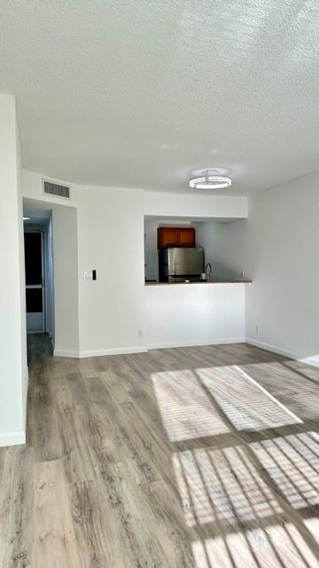 LAKEWOOD VILLAGE CORAL SP - Residential