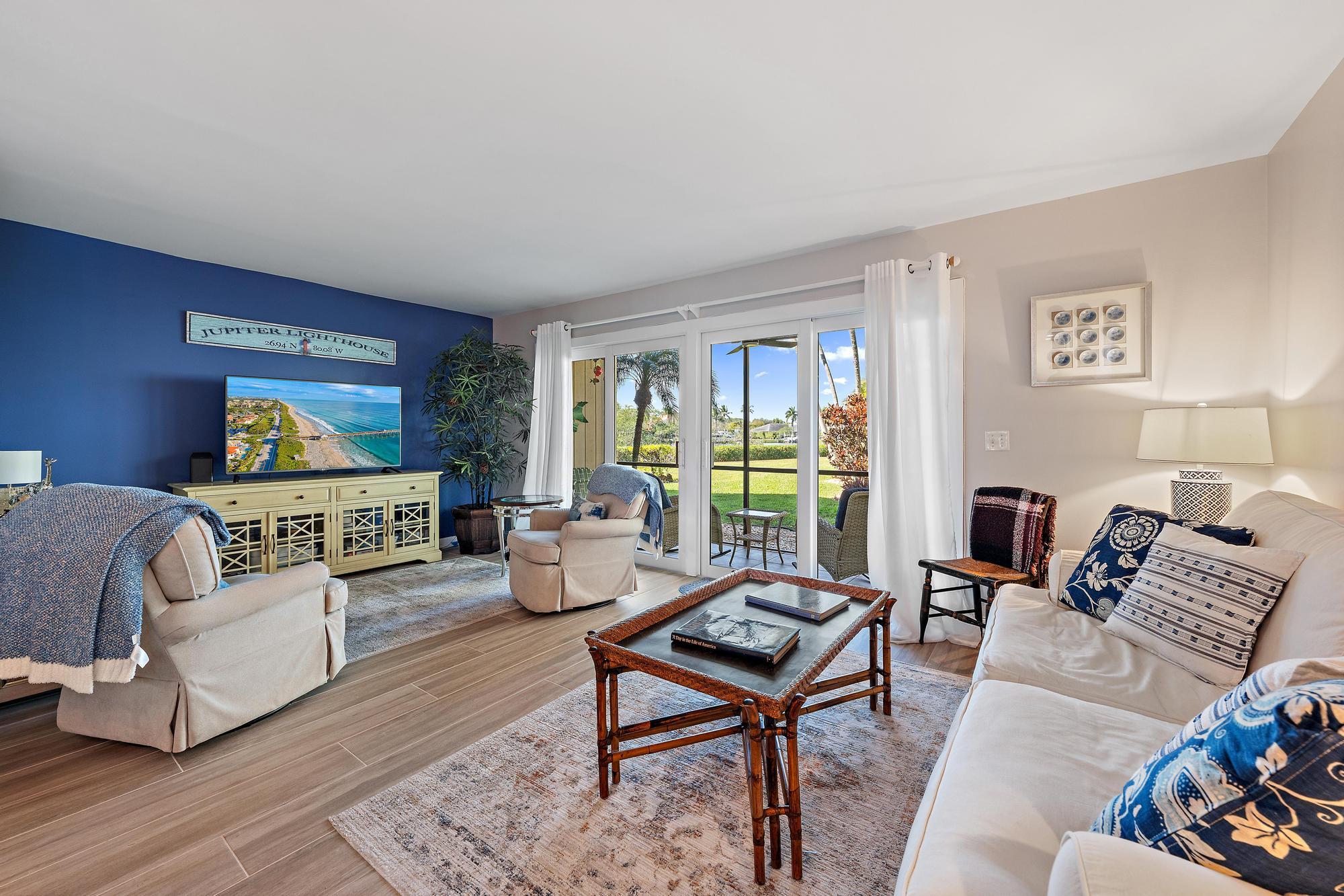 RIVERBEND CONDO - Residential Lease