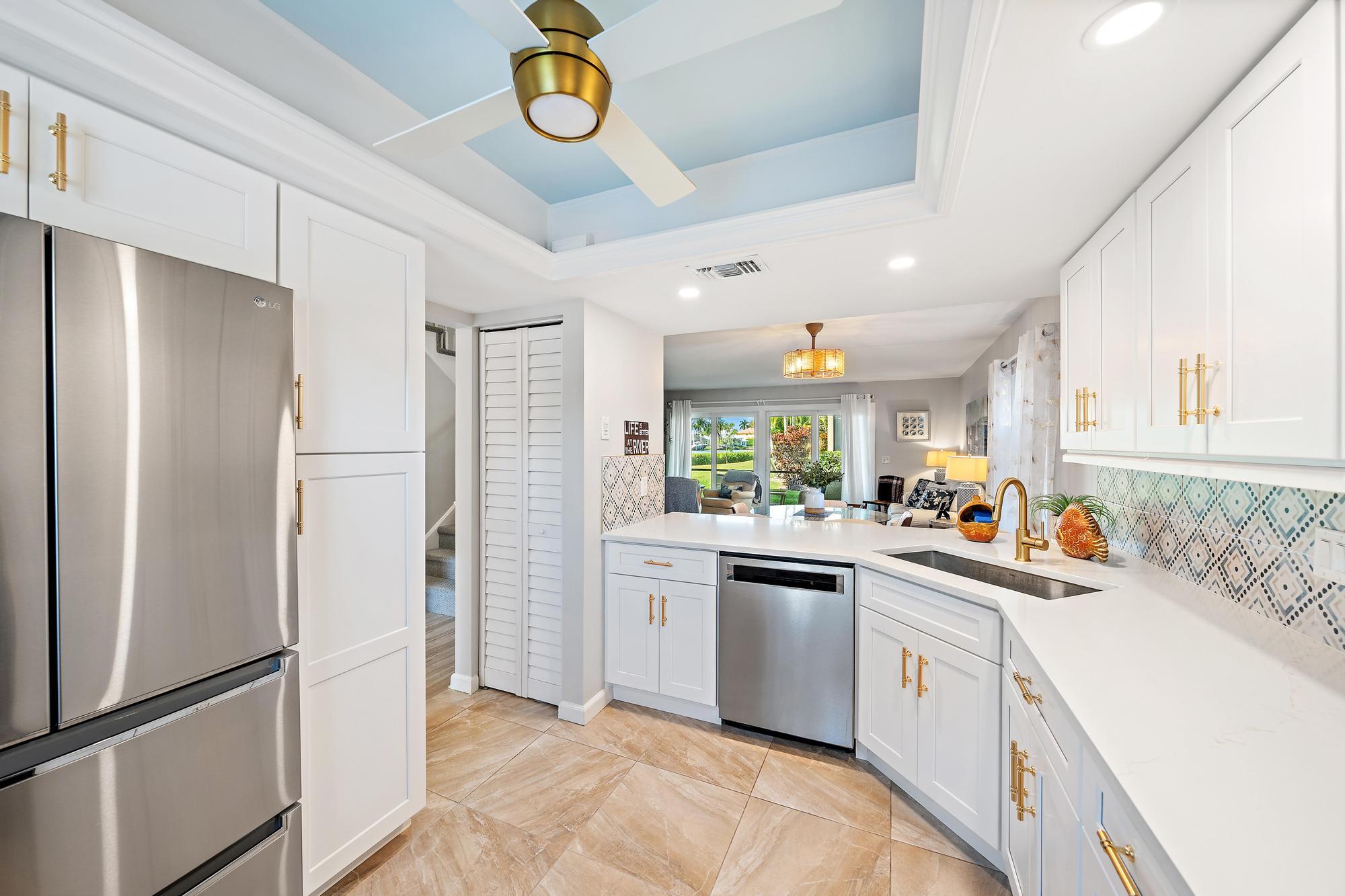 RIVERBEND CONDO - Residential Lease