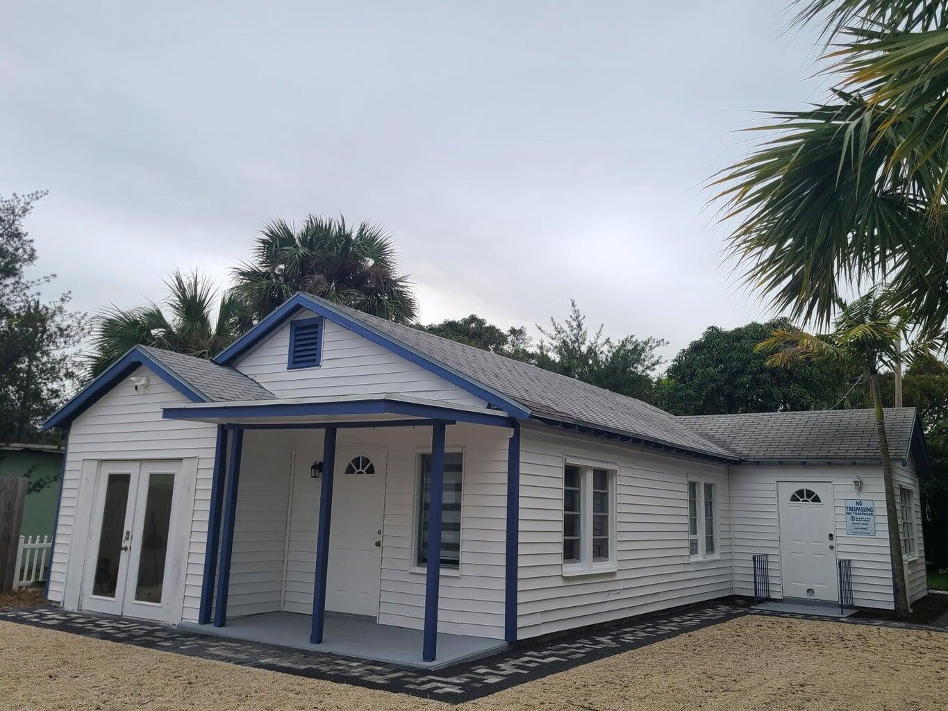 NORTH PALM BCH 1 - Residential Lease