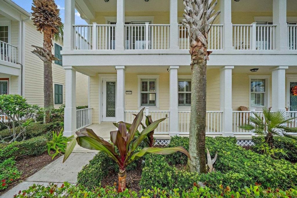 Photo of 3253 Duncombe Drive, Jupiter, FL 33458 (MLS # R10997183)