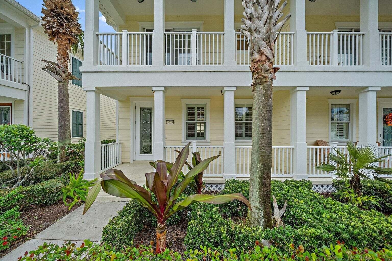 BEAUTIFUL RENTAL HOME NESTLED IN ABACOA'S KEY WEST COMMUNITY OF MALLORY CREEK. THIS HOME HAS HURRICANE IMPACT WINDOWS, TILE DOWNSTAIRS AND WOOD FLOORING UPSTAIRS - NO CARPET, WOOD CABINETS, STAINLESS STEEL APPLIANCES, SPACIOUS PRIVATE PATIO,MASTER SUITE WITH COVERED BALCONY, 2 CAR GARAGE AND SITS ACROSS THE STREET FROM THE PARK. MALLORY CREEK HAS 2 HEATED COMMUNITYPOOLS, STATE OF THE ART FITNESS CENTER, CLUBHOUSE WITH POOL TABLE, SITTING AREA AND TV. GREAT OPPORTUNITY TO LIVE IN JUPITER'S A RATED SCHOOL DISTRICT AND BE IN WALKING DISTANCE TO DOWNTOWN ABACOA SHOPS, RESTAURANTS, OUTDOOR EVENTS, ROGER DEAN STADIUM AND MUCHMORE. PETS ALLOWED AT OWNERS DISCRETION. NO SMOKING.