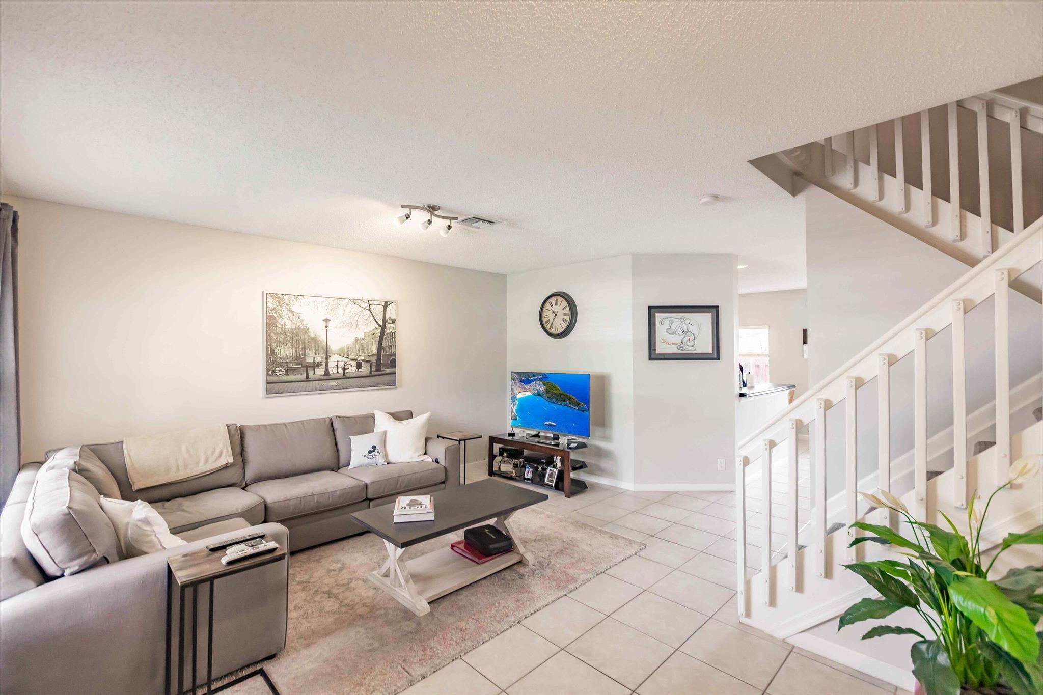 5900 S Golden Beauty Lane 5900