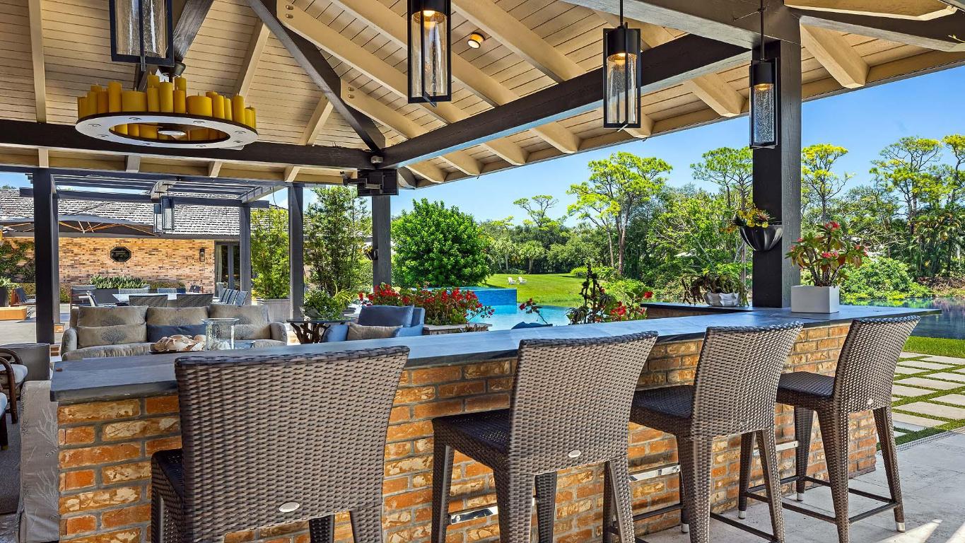 VILLAGE OF GOLF - Residential