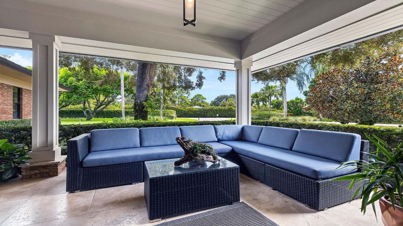 VILLAGE OF GOLF - Residential