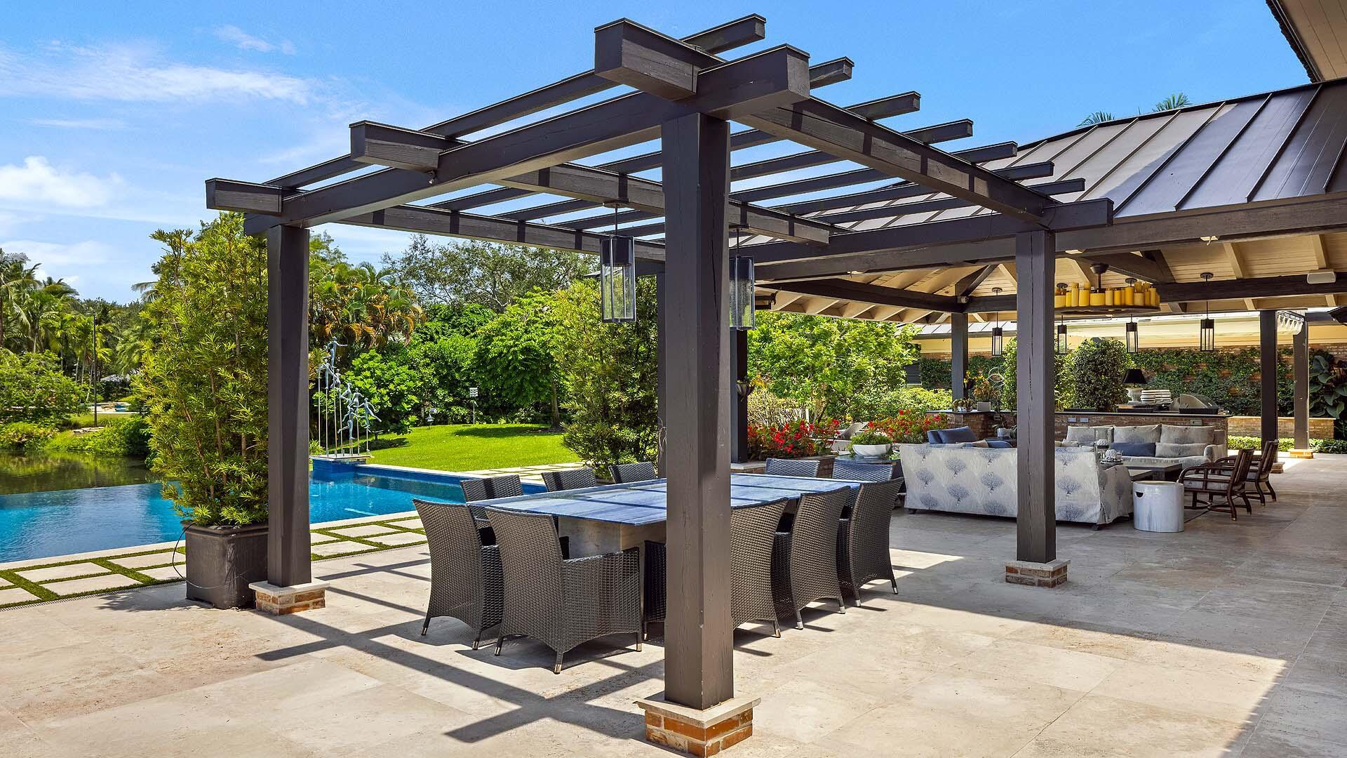 VILLAGE OF GOLF - Residential