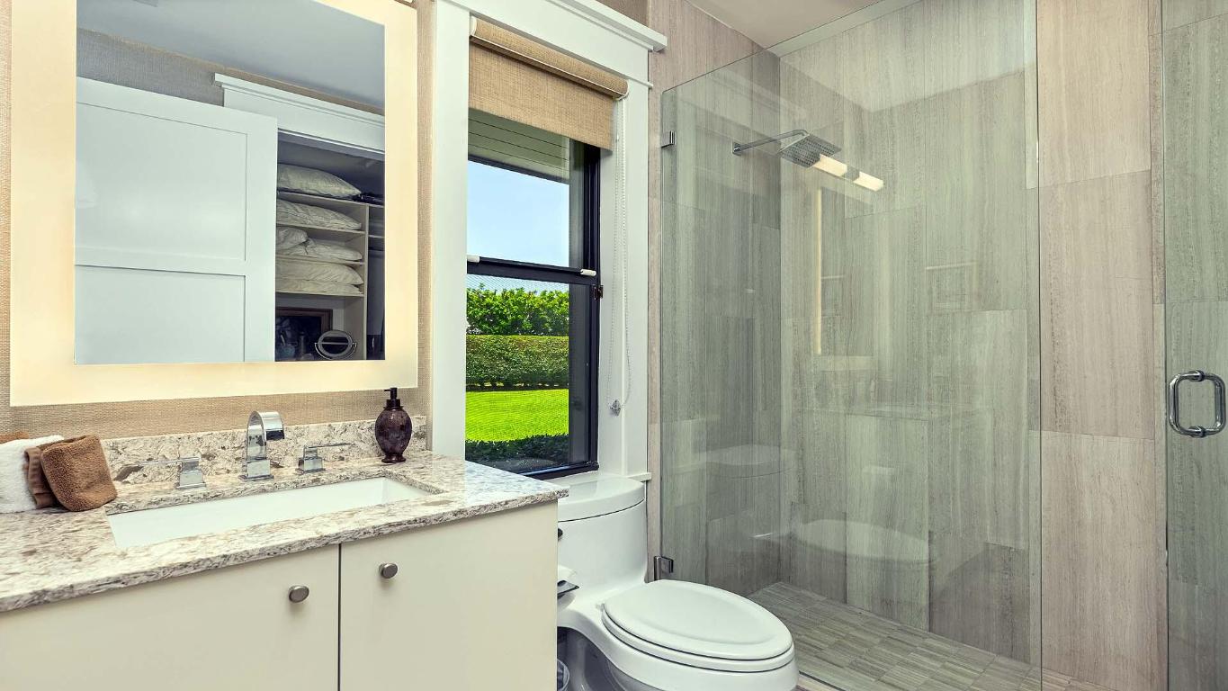 VILLAGE OF GOLF - Residential