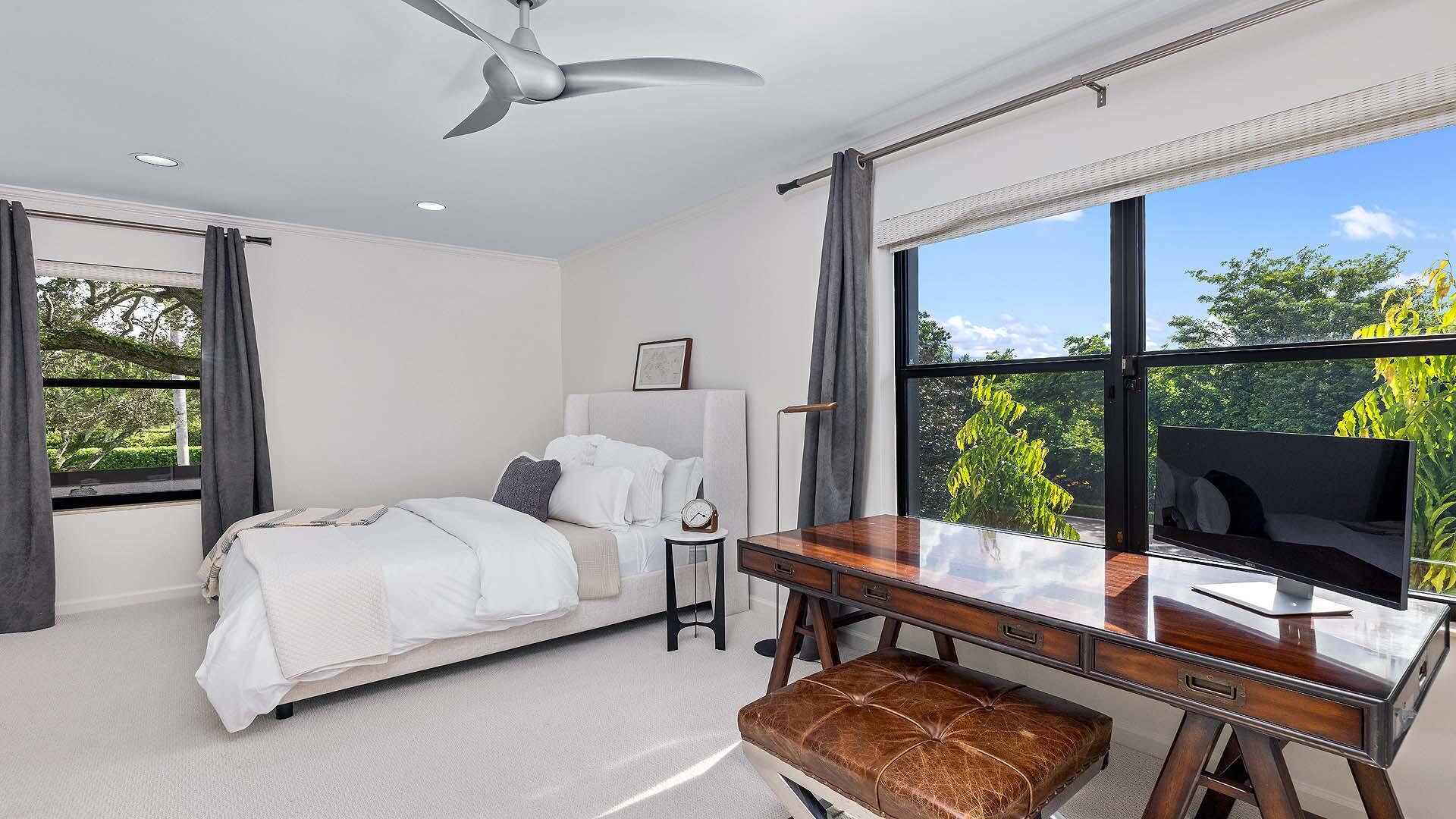 VILLAGE OF GOLF - Residential