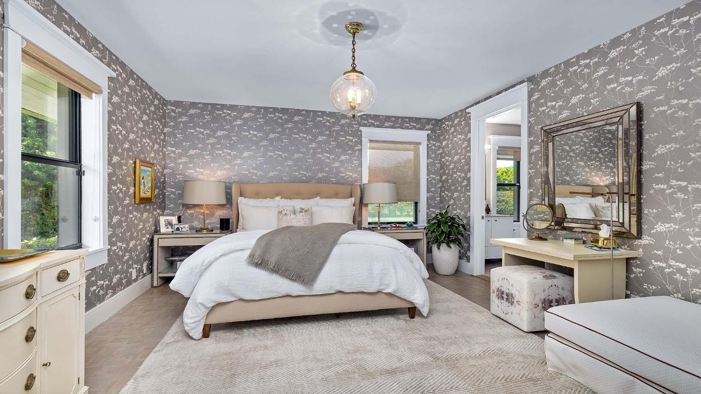 VILLAGE OF GOLF - Residential