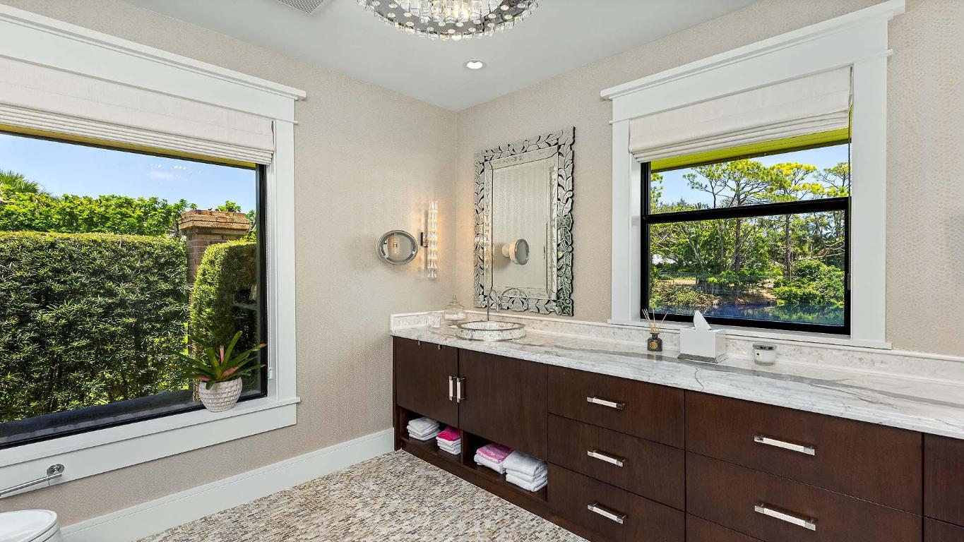 VILLAGE OF GOLF - Residential