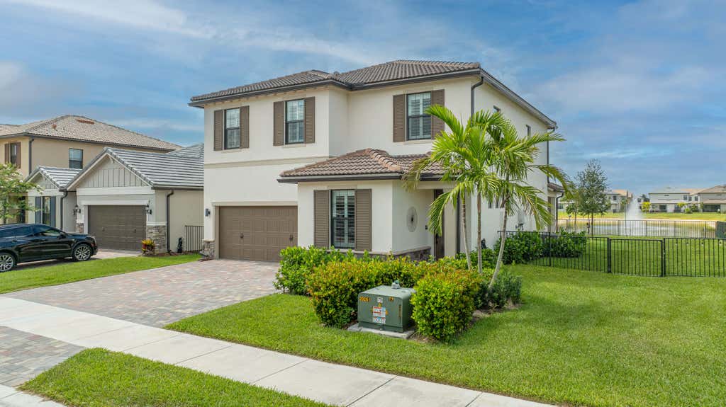 Photo of 8194 Cadre Noir Road, Lake Worth, FL 33467 (MLS # R10994540)