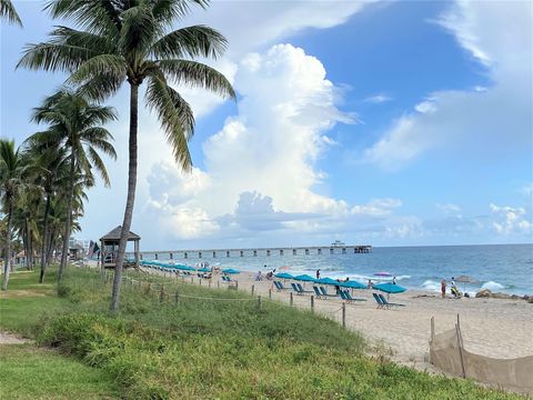 A home in Deerfield Beach