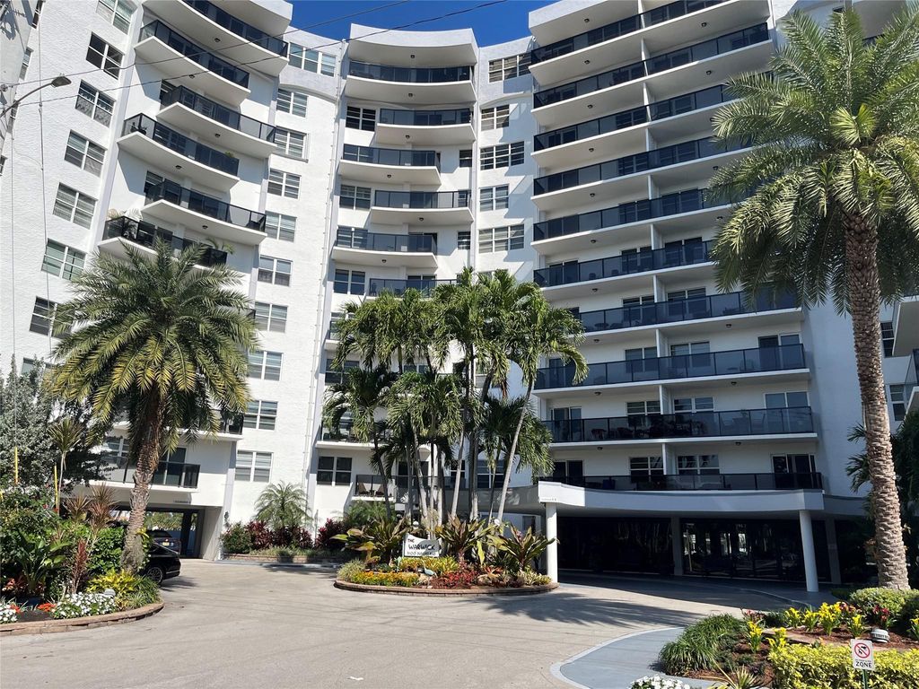 Photo of 5100 Dupont Boulevard #PH-F, Fort Lauderdale, FL 33308 (MLS # F10488995)