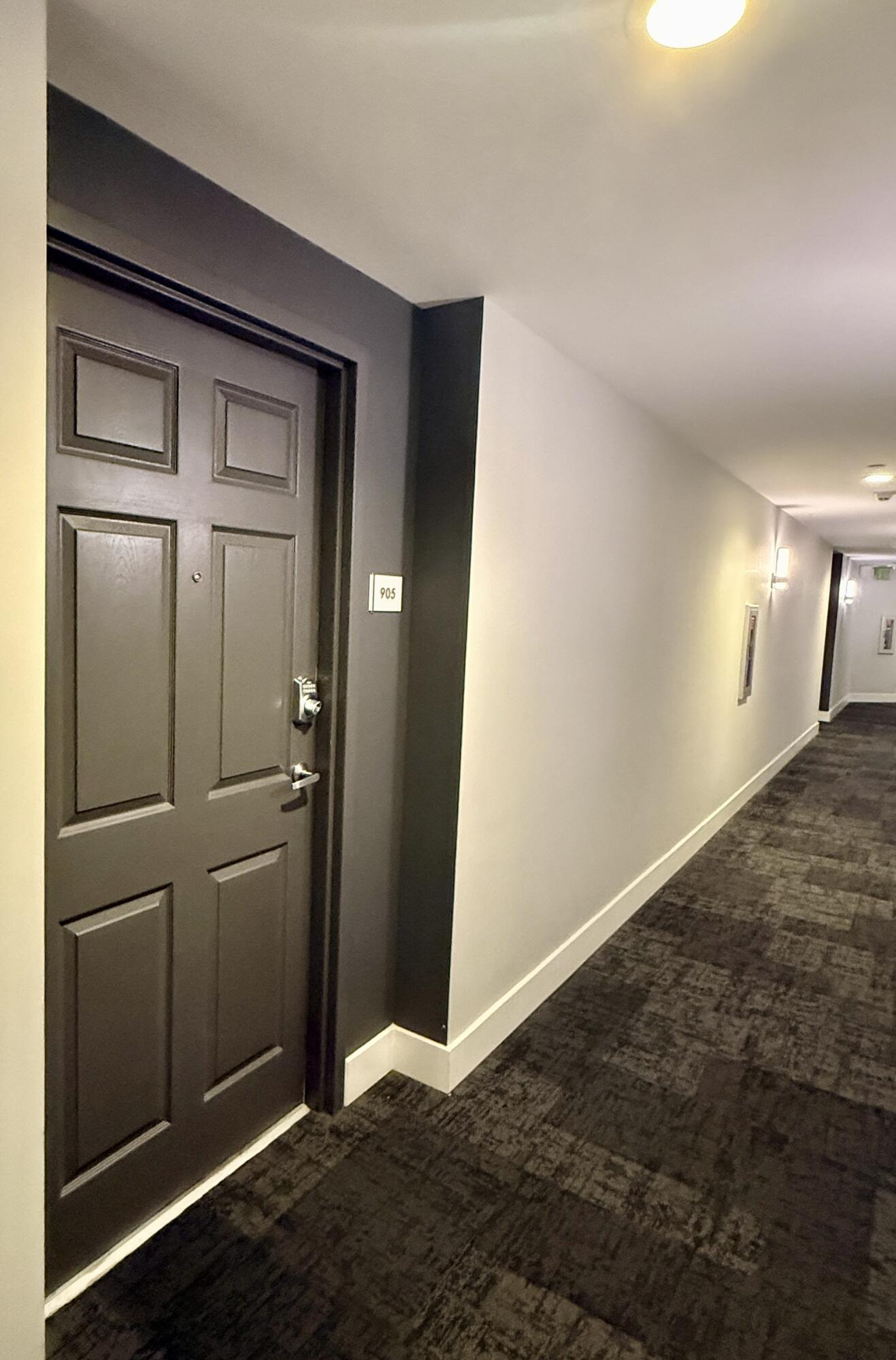 Hollywood Station Res Con - Residential Lease