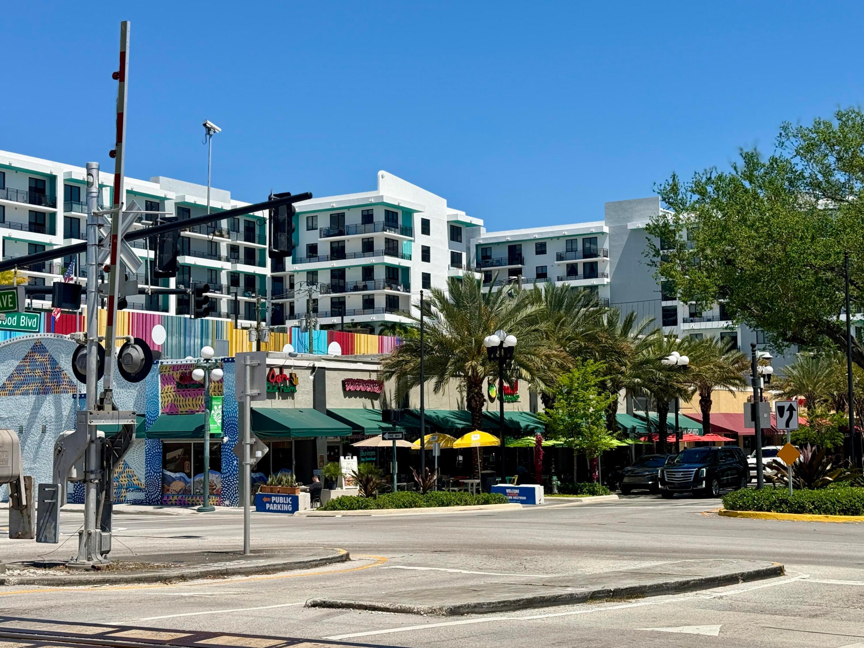 Hollywood Station Res Con - Residential Lease