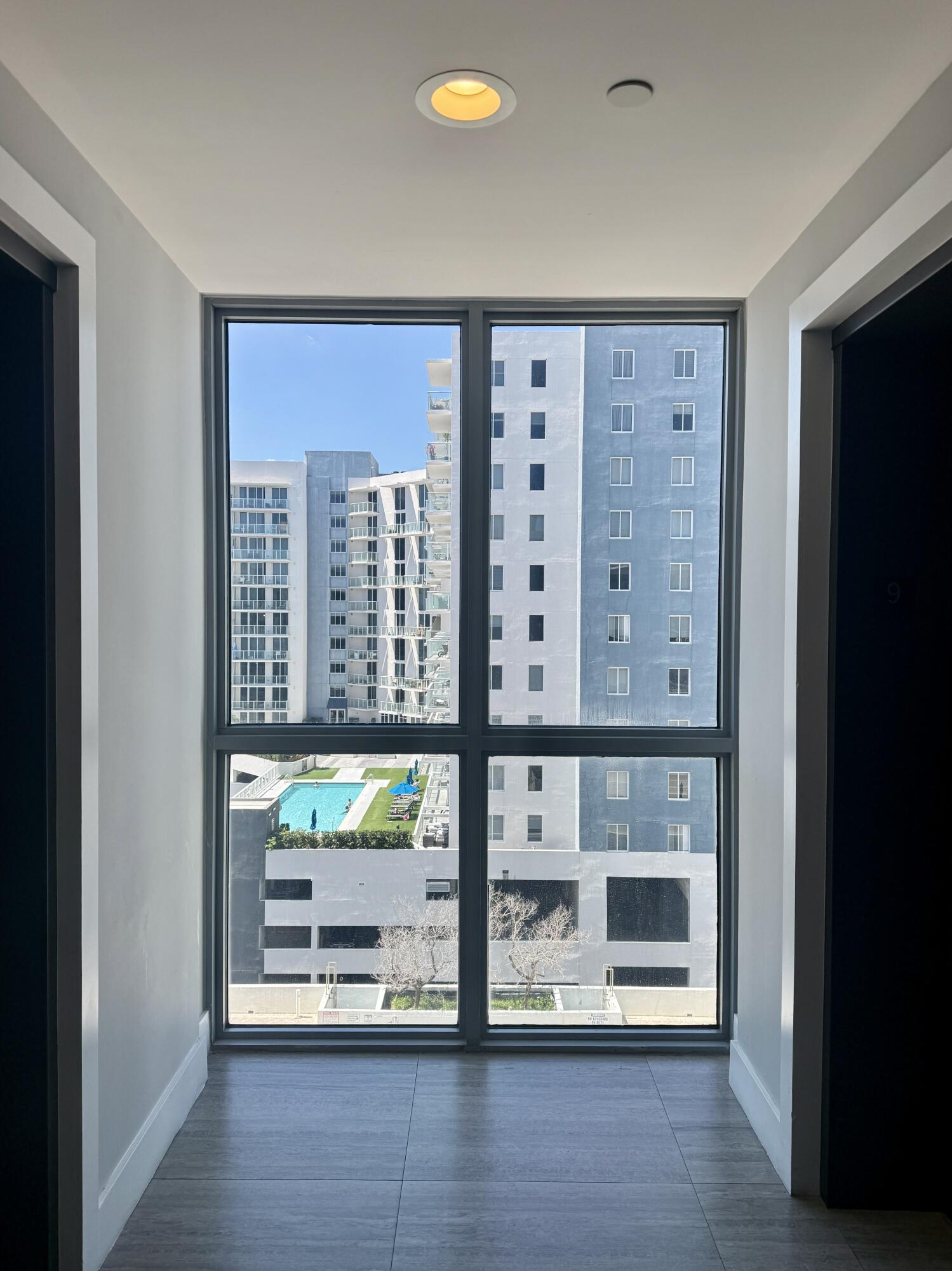 Hollywood Station Res Con - Residential Lease