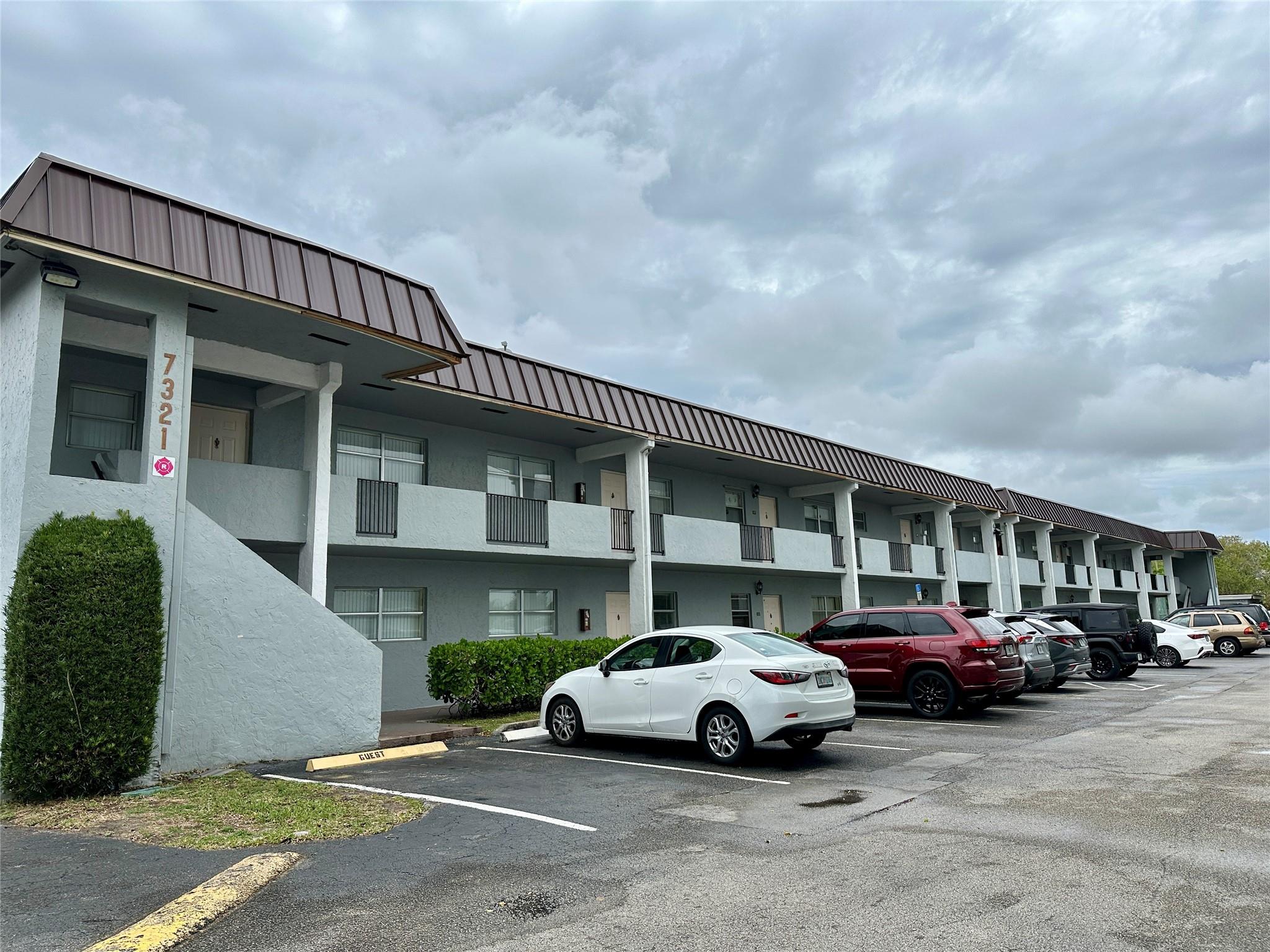 This beautifully maintained first-floor unit in the highly sought-after Southgate Gardens community offers 2 bedrooms and 2 bathrooms. This spacious condo boasts tile flooring throughout and a screened patio, providing a comfortable living space. It also provides easy access to a shared laundry area on the same floor. Residents can enjoy the community pool. Additionally, there's a separate storage/utility room just a few doors away. The unit is ready for immediate move-in. Don't miss this opportunity! Located conveniently near shopping, dining, and parks for leisurely walks and exercise.