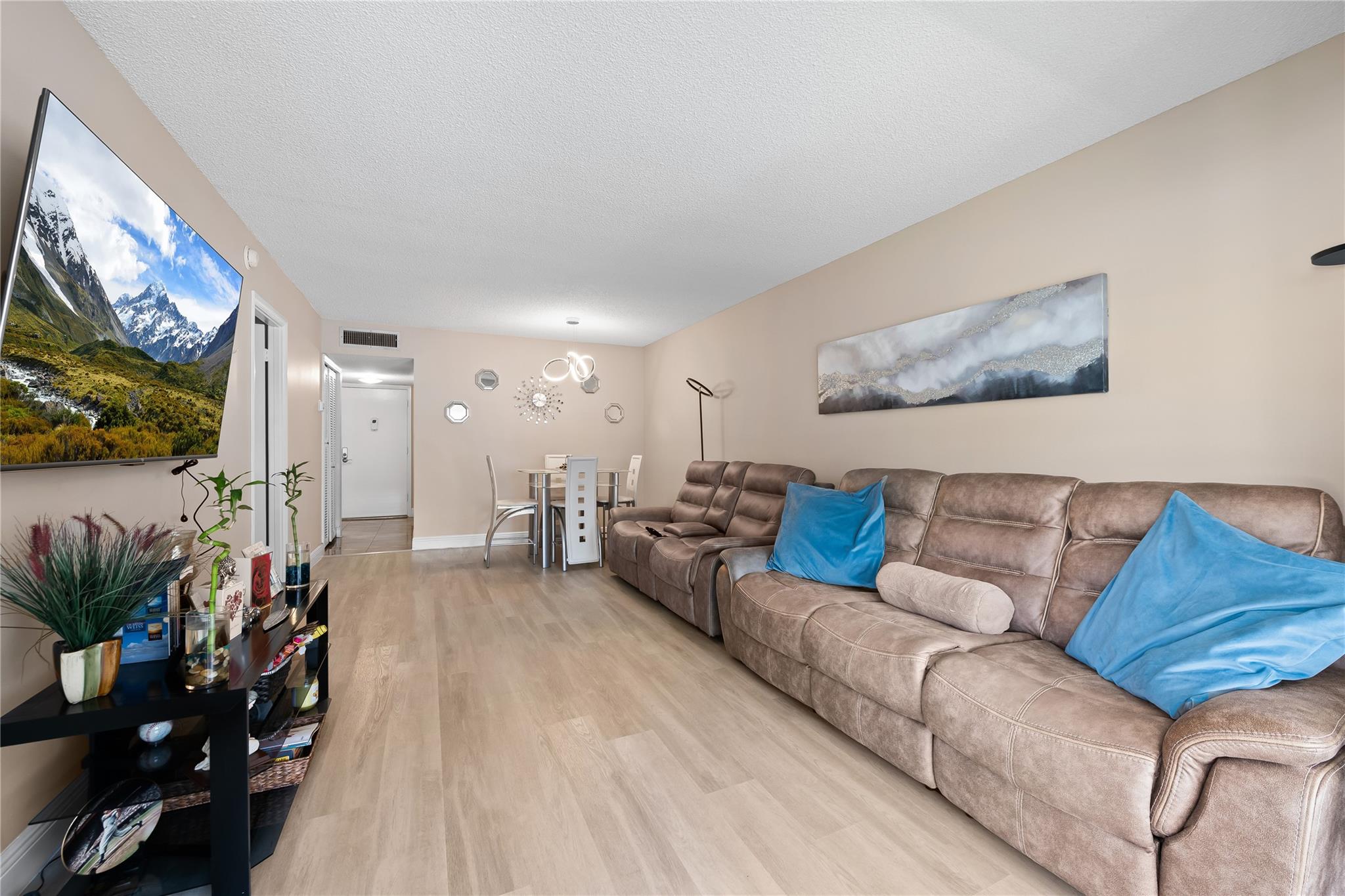 Holiday Springs - Residential