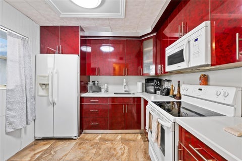 Tiny photo for 3090 Holiday Springs Boulevard #306, Margate, FL 33063 (MLS # F10533152)