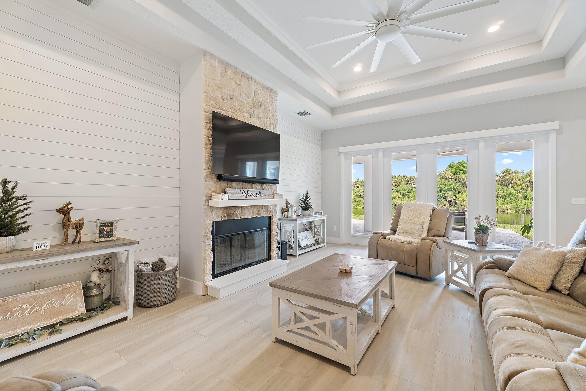 indiantown - Residential