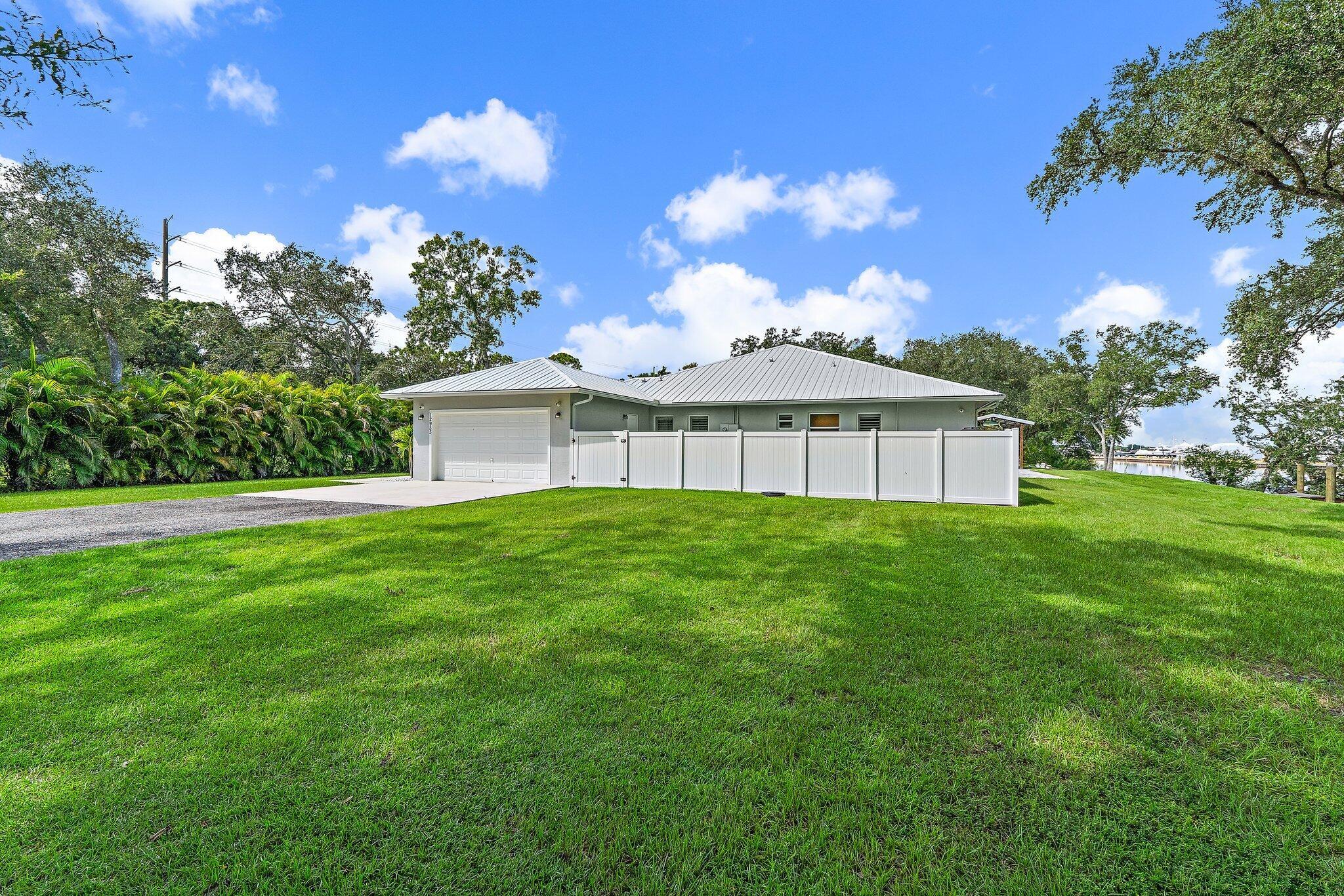 indiantown - Residential