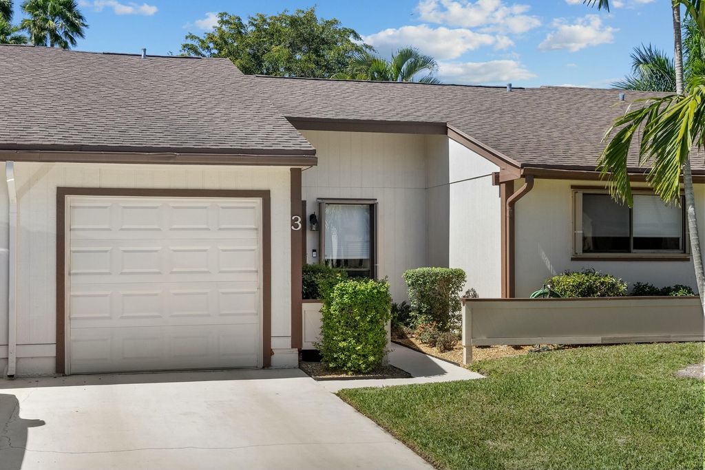 Photo of 3 Camden Lane, Boynton Beach, FL 33426 (MLS # R11069434)