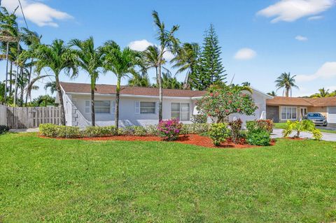 Tiny photo for 1037 SW 27th Avenue, Boynton Beach, FL 33426 (MLS # B26014175)