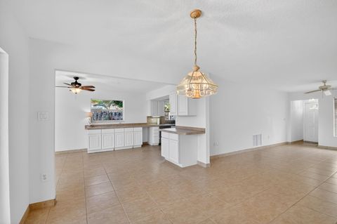 Tiny photo for 1037 SW 27th Avenue, Boynton Beach, FL 33426 (MLS # B26014175)