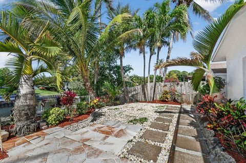 Tiny photo for 1037 SW 27th Avenue, Boynton Beach, FL 33426 (MLS # B26014175)