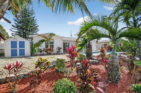 Tiny photo for 1037 SW 27th Avenue, Boynton Beach, FL 33426 (MLS # B26014175)