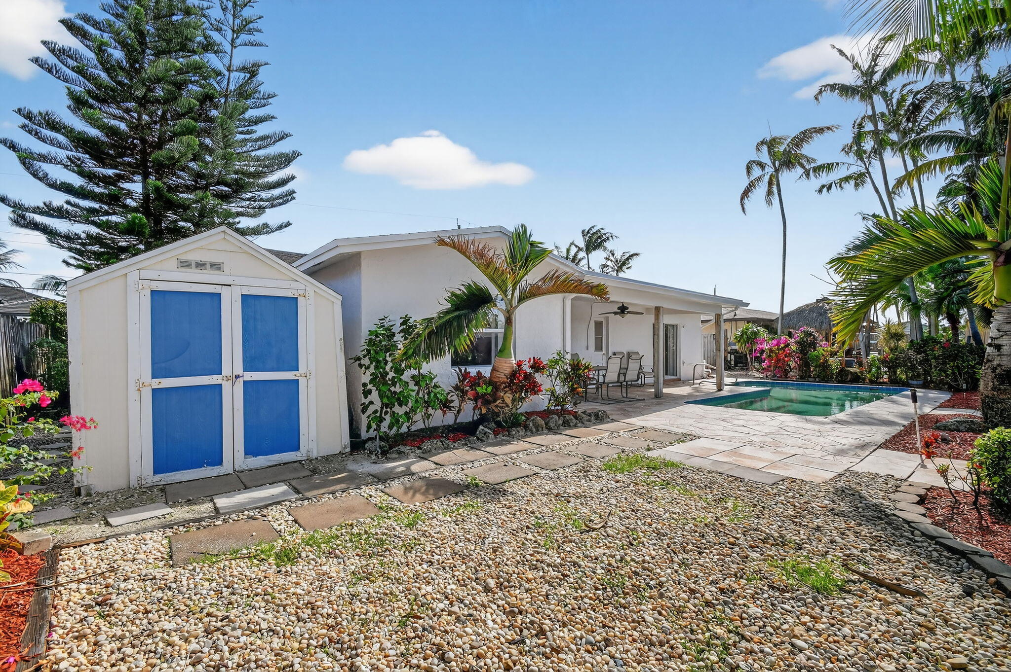 GOLFVIEW HARBOUR 1ST SEC - Residential