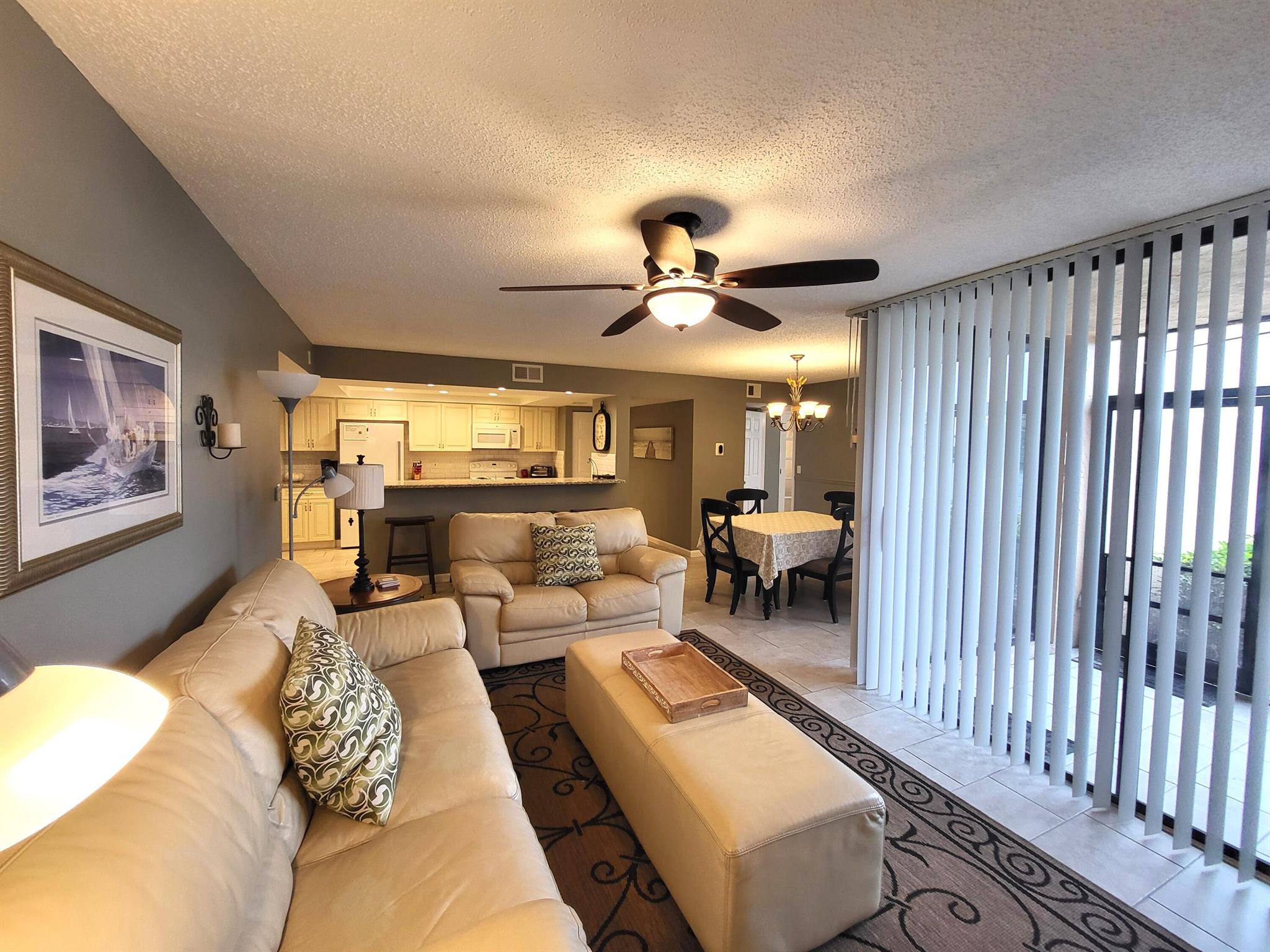 LAVERS DELRAY RACQUET CLU - Residential Lease