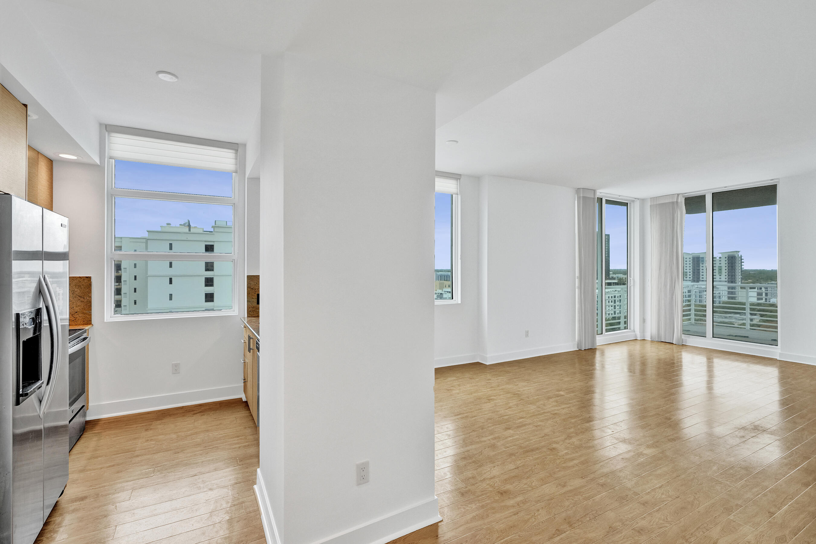 STRADA 315 CONDO - Residential