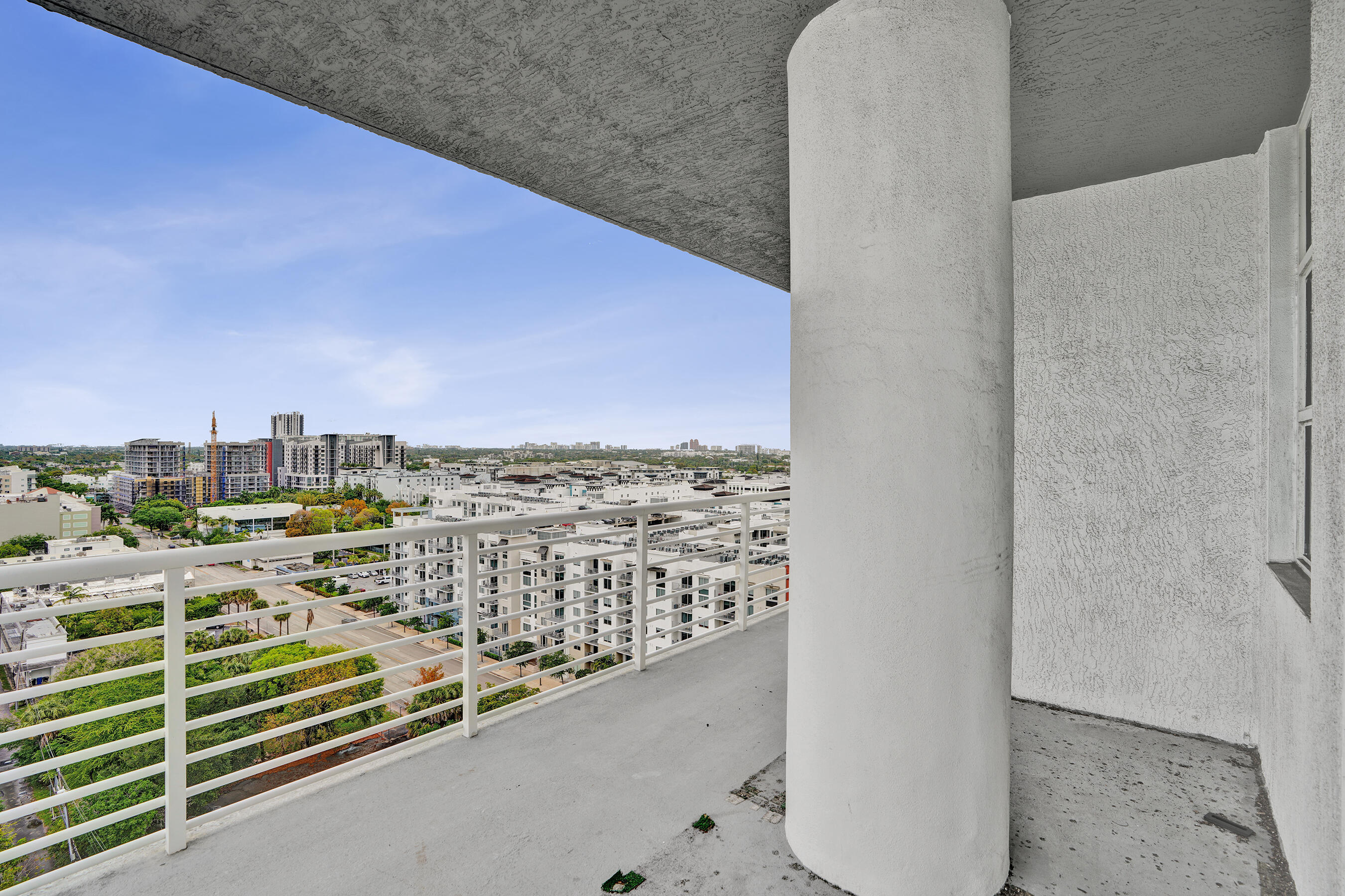 STRADA 315 CONDO - Residential