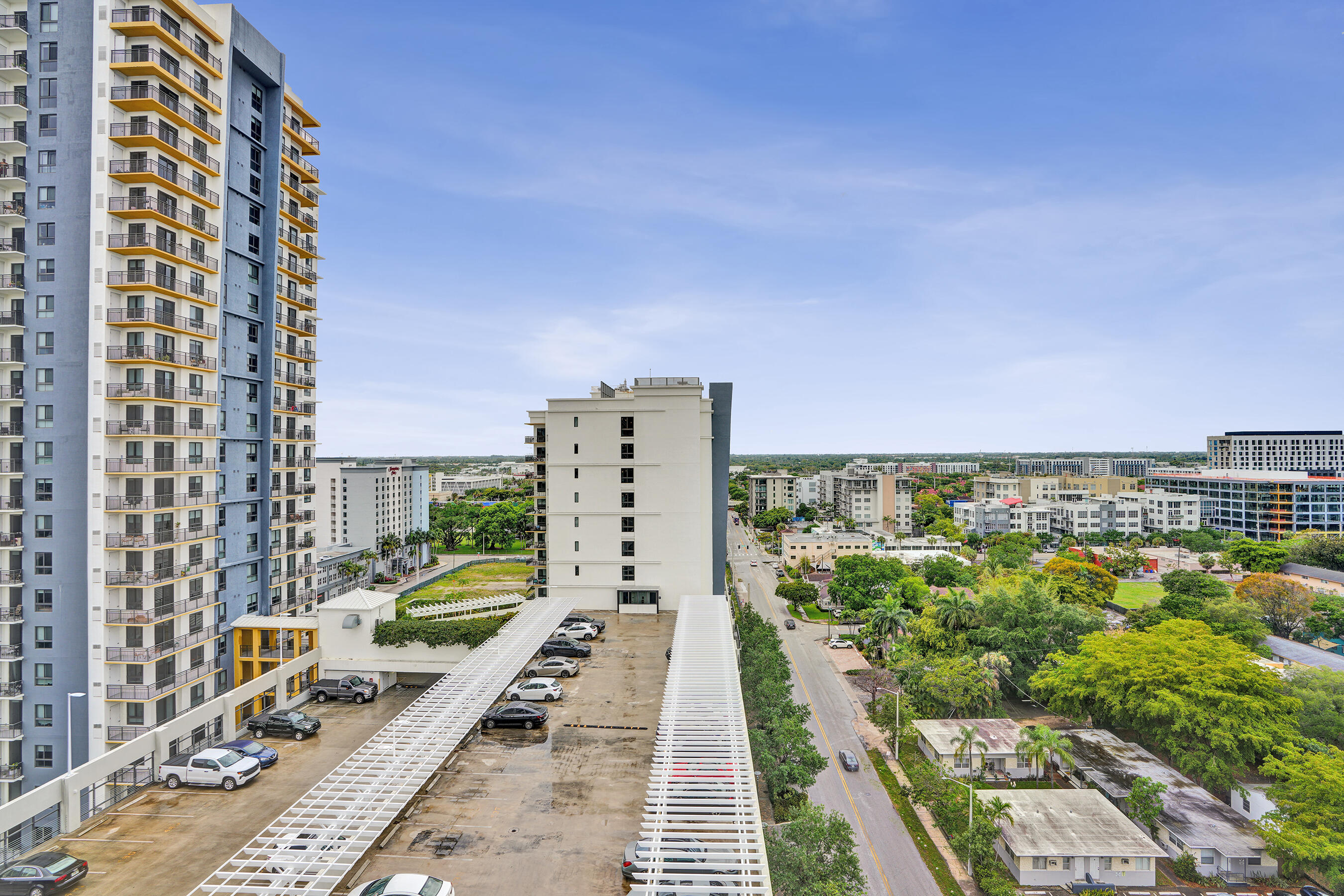 STRADA 315 CONDO - Residential