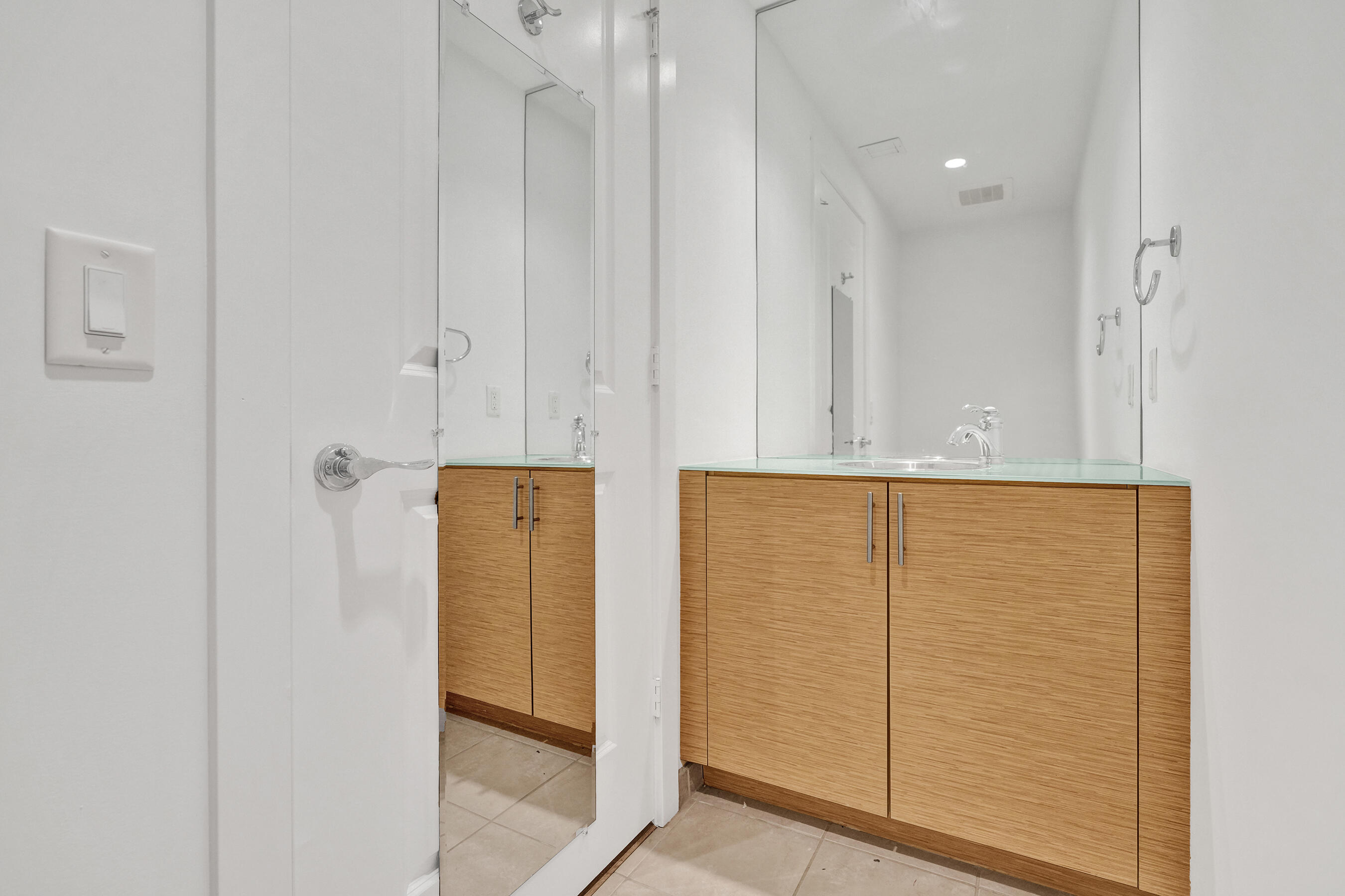 STRADA 315 CONDO - Residential