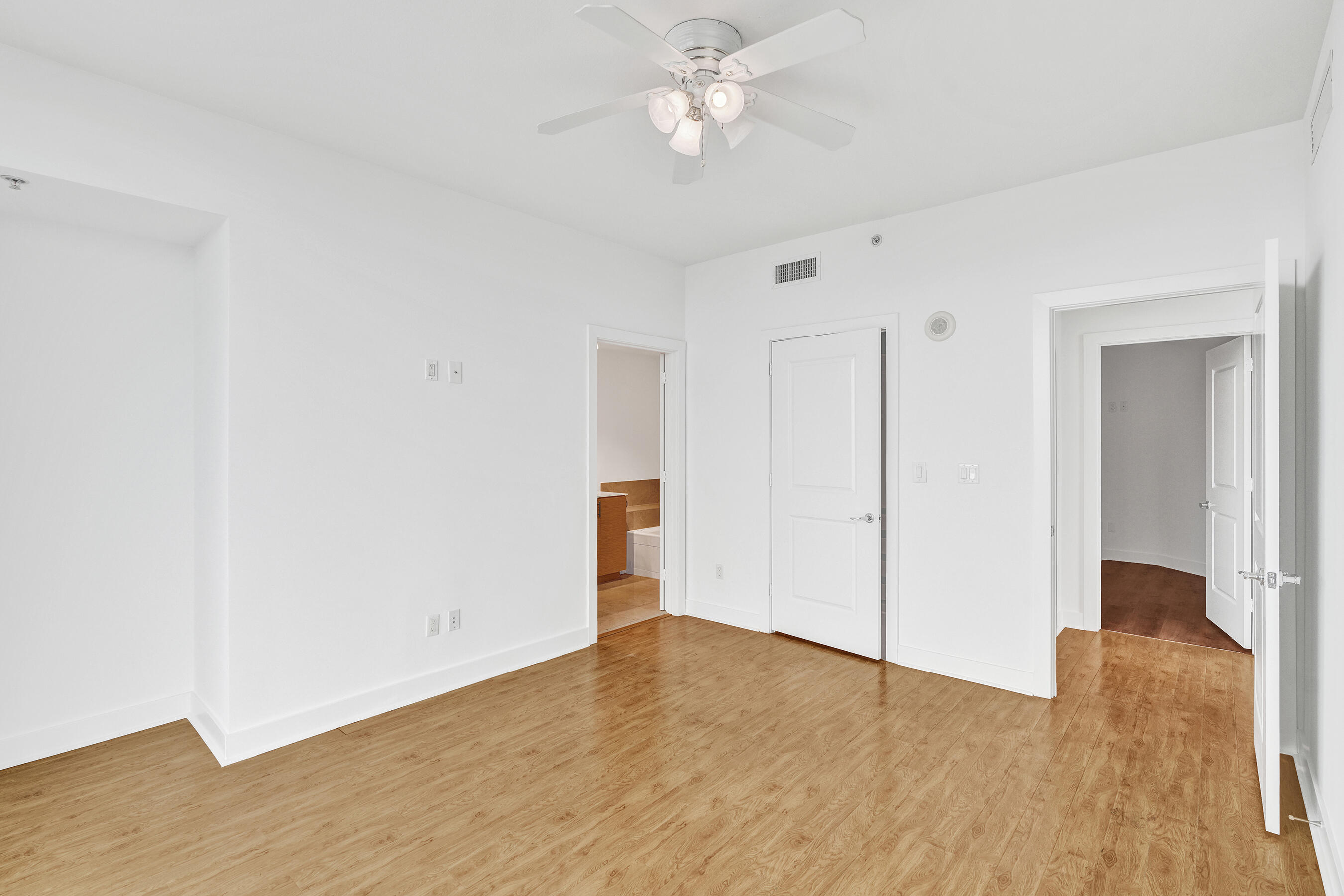 STRADA 315 CONDO - Residential