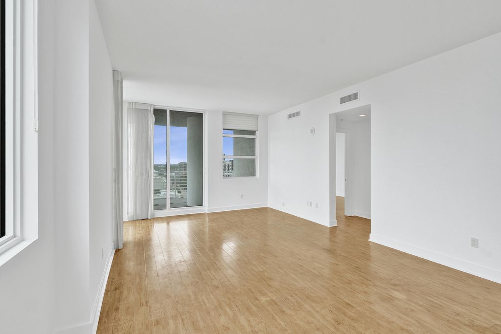 Photo of 315 NE 3rd Avenue #1201, Fort Lauderdale, FL 33301 (MLS # B26012905)