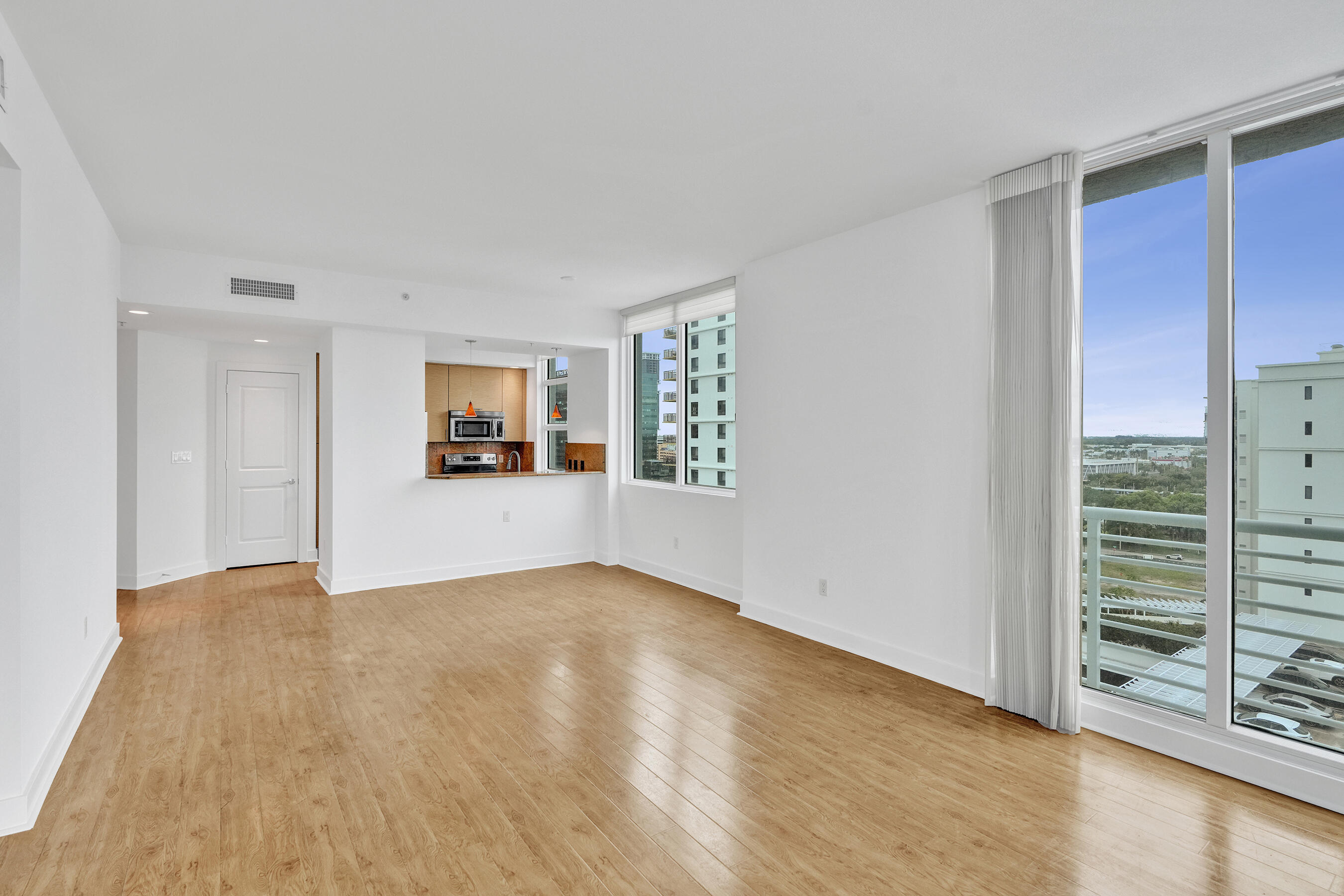 STRADA 315 CONDO - Residential