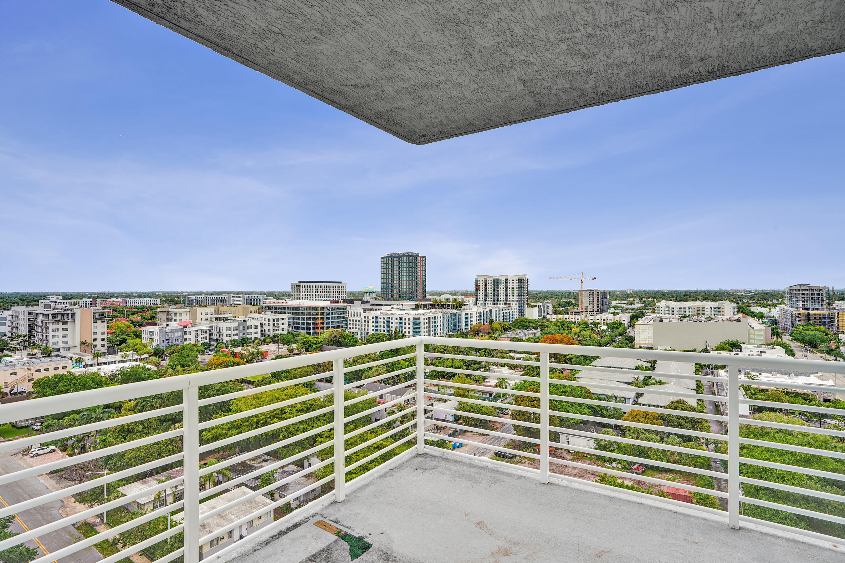 STRADA 315 CONDO - Residential