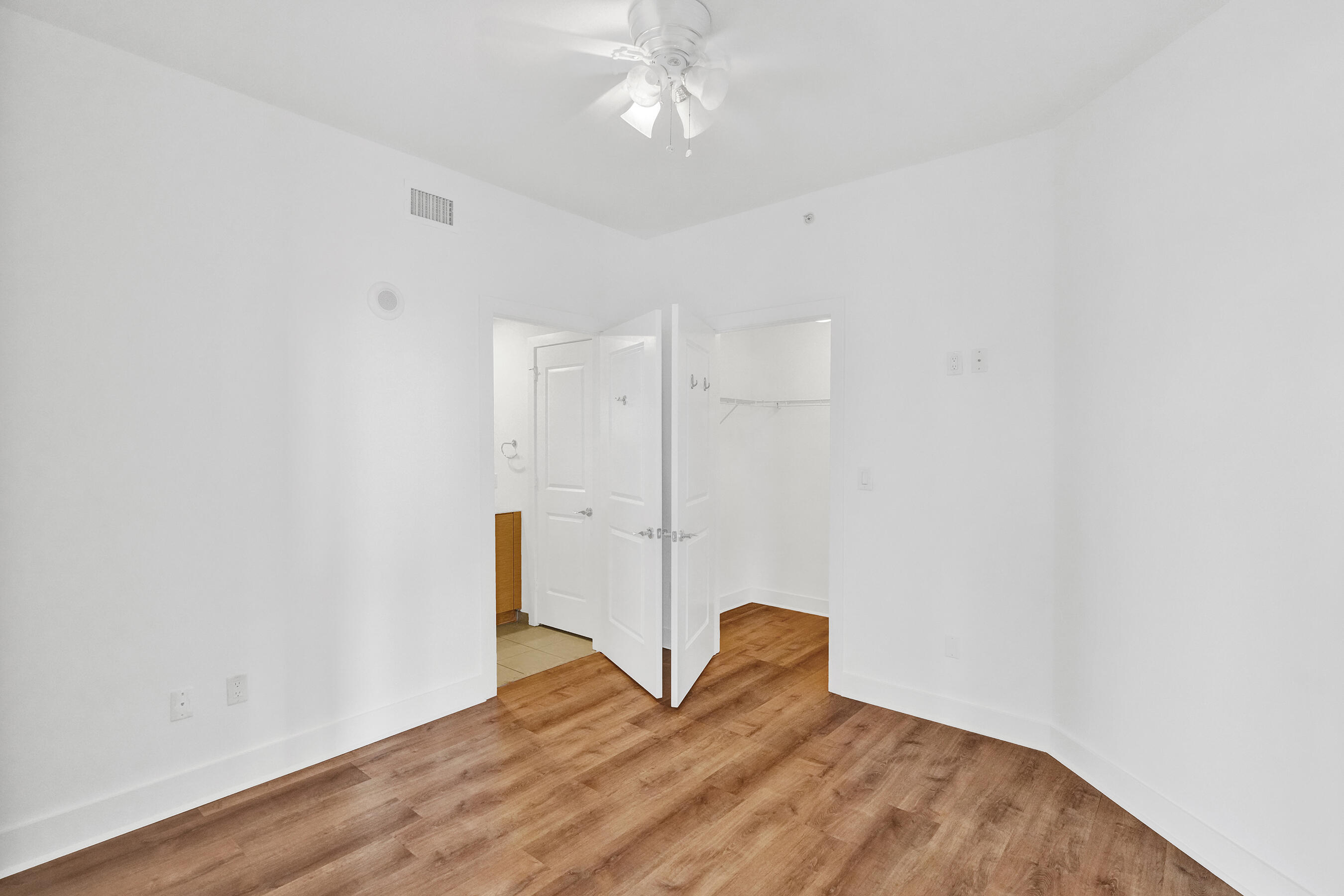 STRADA 315 CONDO - Residential