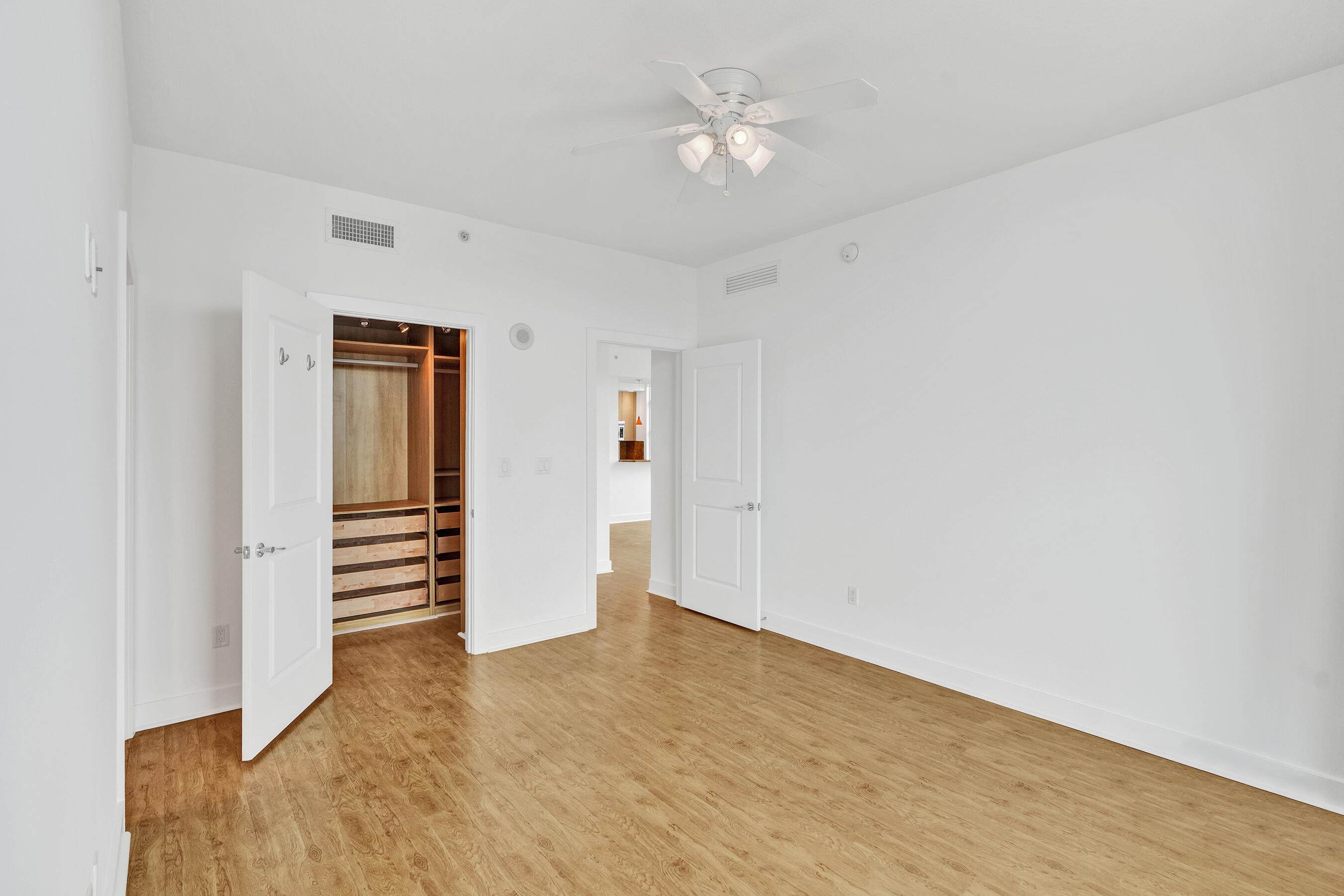 STRADA 315 CONDO - Residential