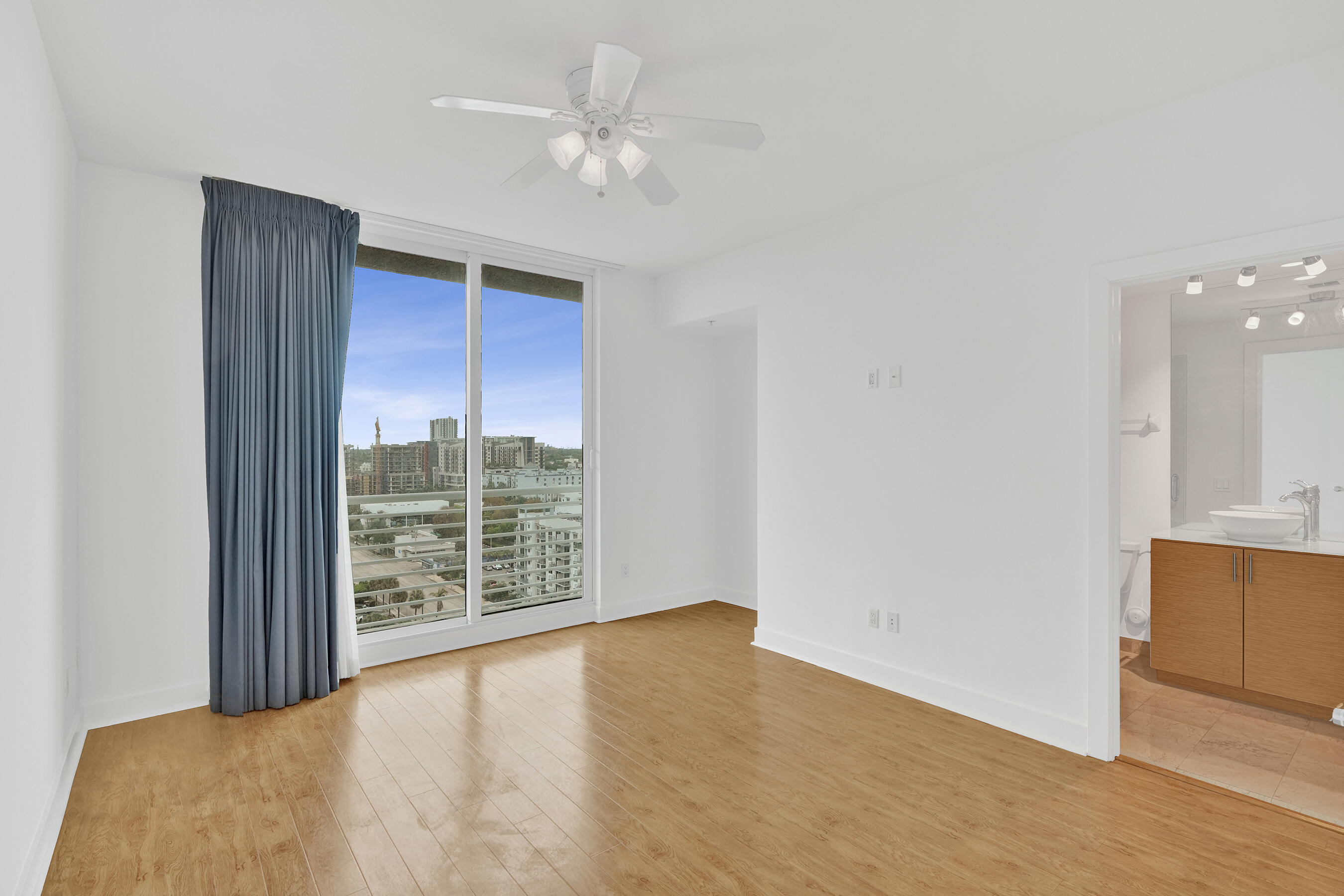 STRADA 315 CONDO - Residential